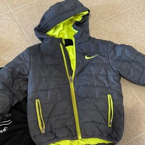 Nike Kids Puffer Jacket in Gray and Neon Yellow